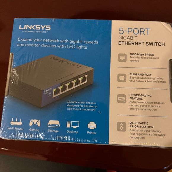 LINKSEYS 5-PORT ETHERNET SWITCH- New - Picture 2 of 4